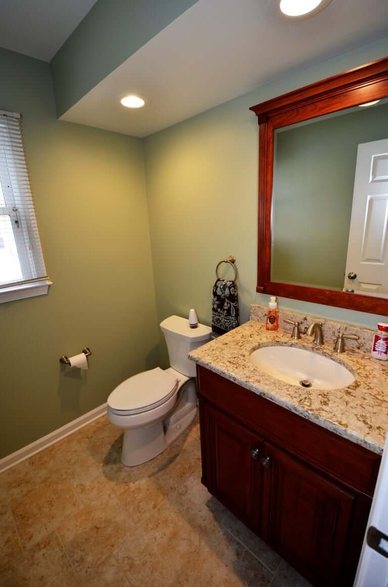 Lafayette Hill Powder Room