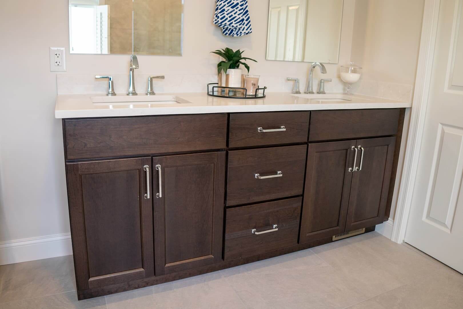 Custom Bathroom Vanities Volpe Enterprises, Inc.